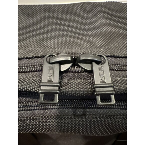 Brand New Tumi Deluxe SafeCase Expandable Computer Brief Case Ballistic Nylon - Picture 15 of 16